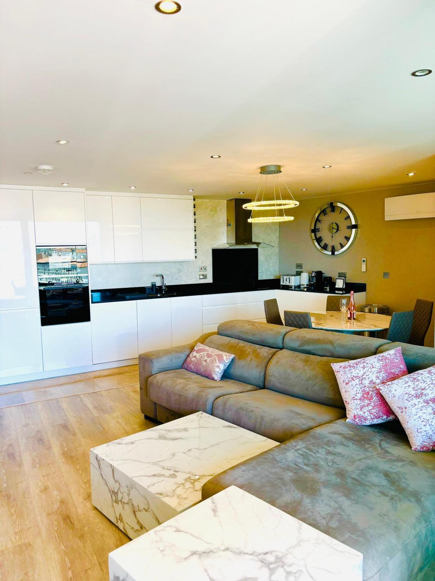 Ocean Village High Floor Luxury Modern Apartment Γιβραλτάρ Εξωτερικό φωτογραφία
