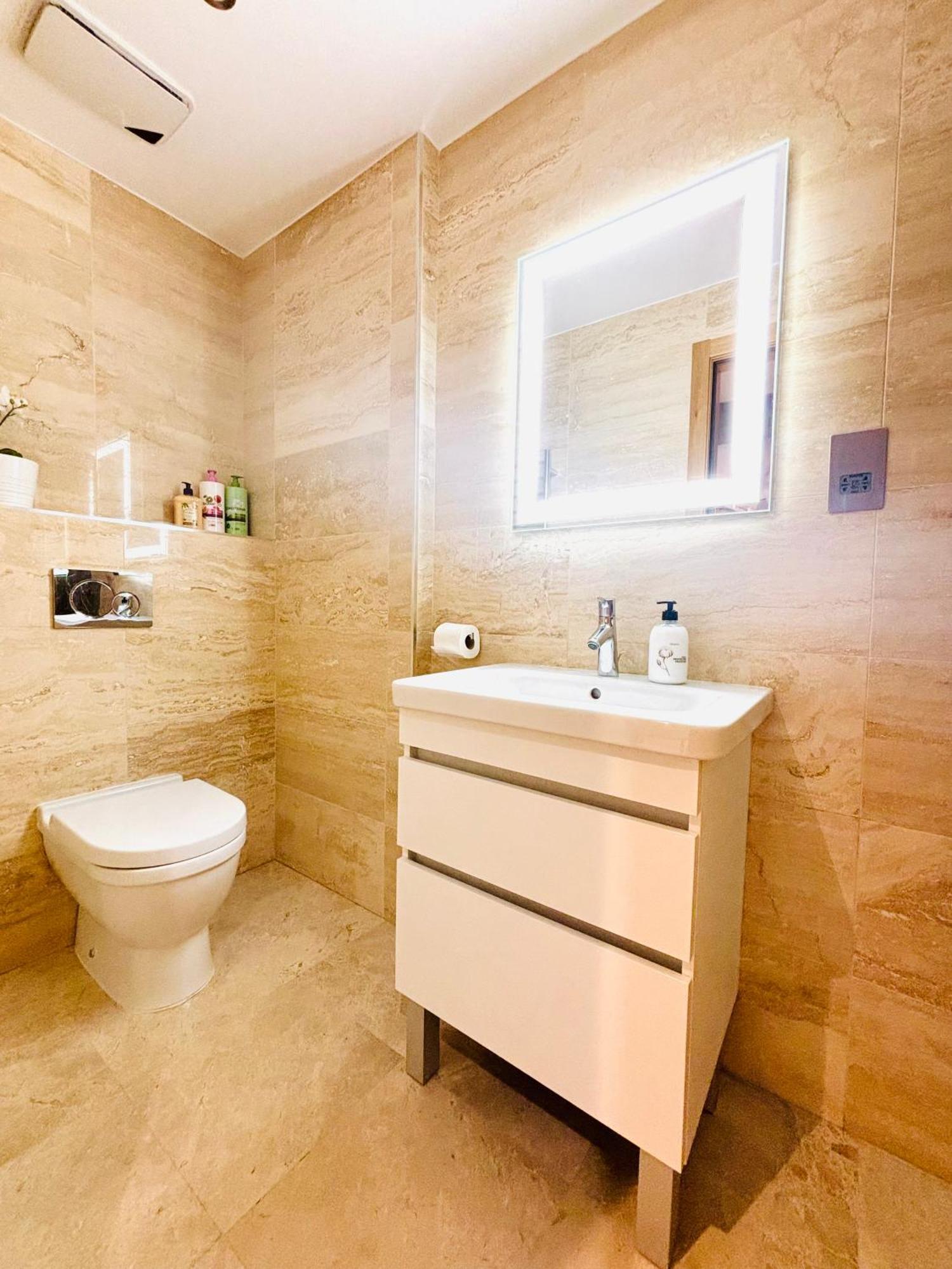 Ocean Village High Floor Luxury Modern Apartment Γιβραλτάρ Εξωτερικό φωτογραφία